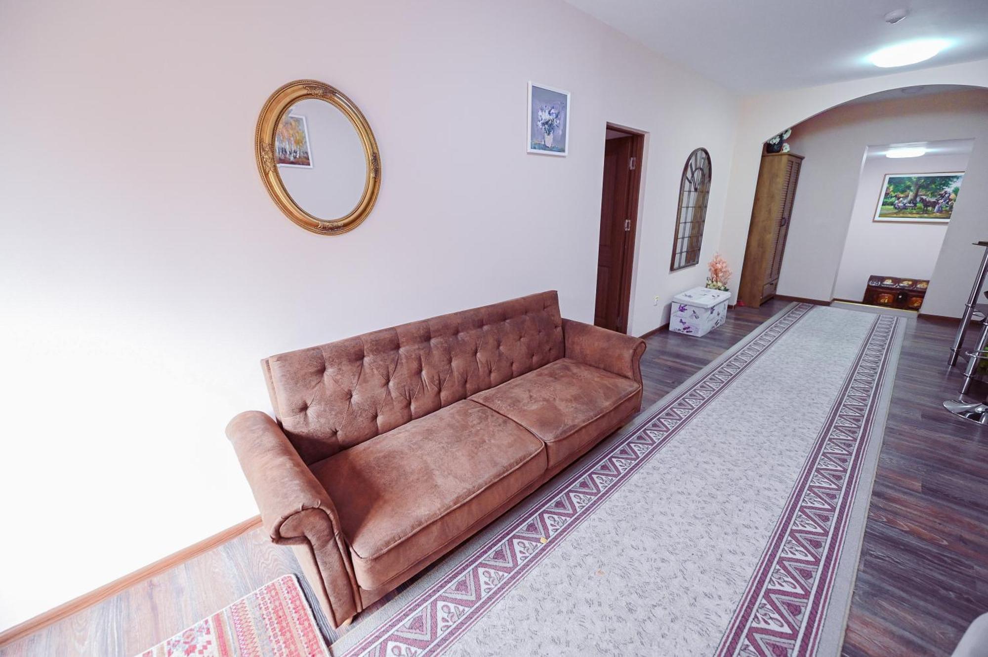 Conacul Domnesc Hotel Scheia Ngoại thất bức ảnh